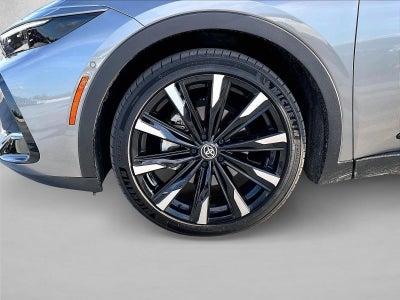 2023 Toyota Crown Platinum