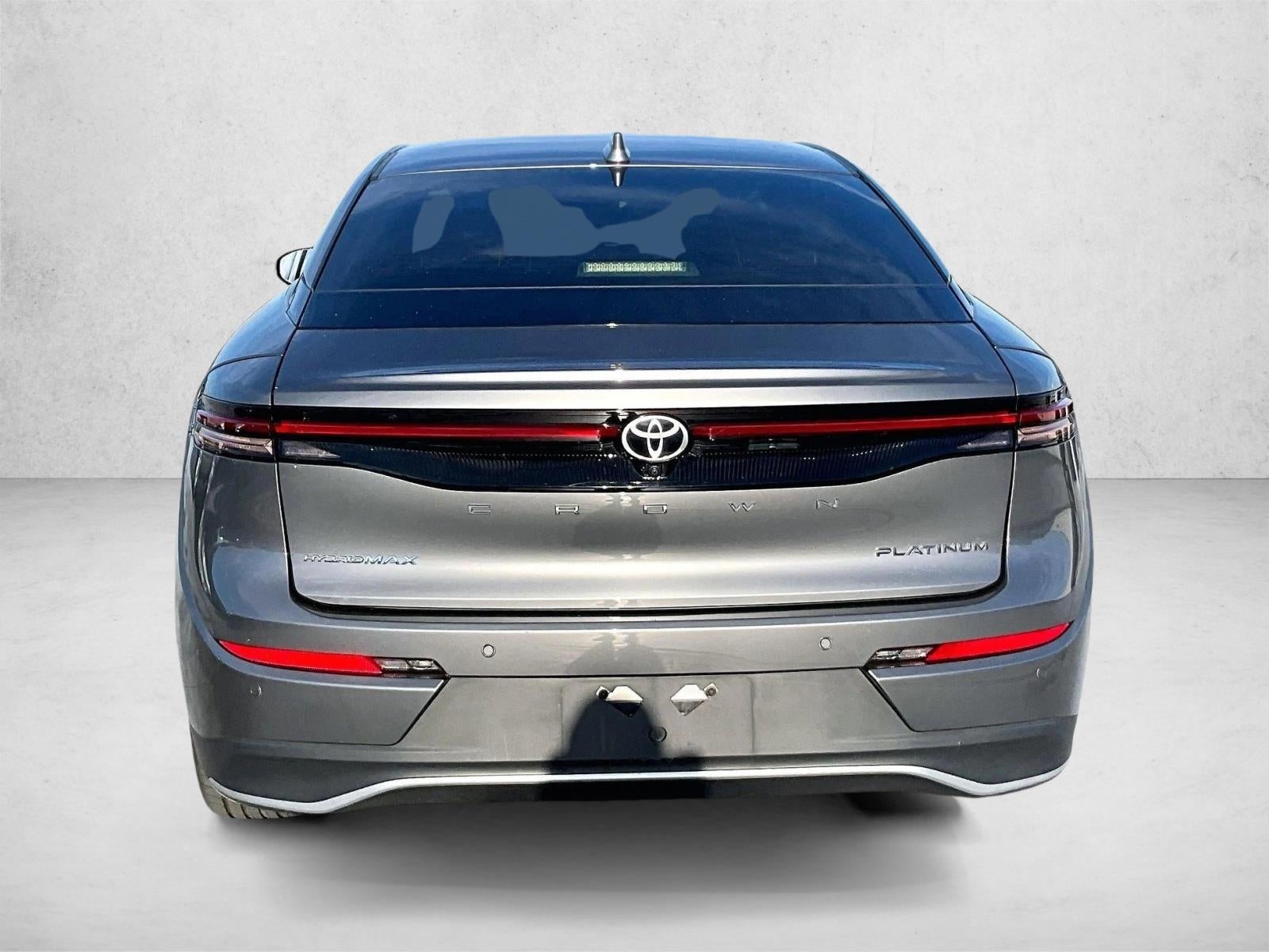 2023 Toyota Crown Platinum