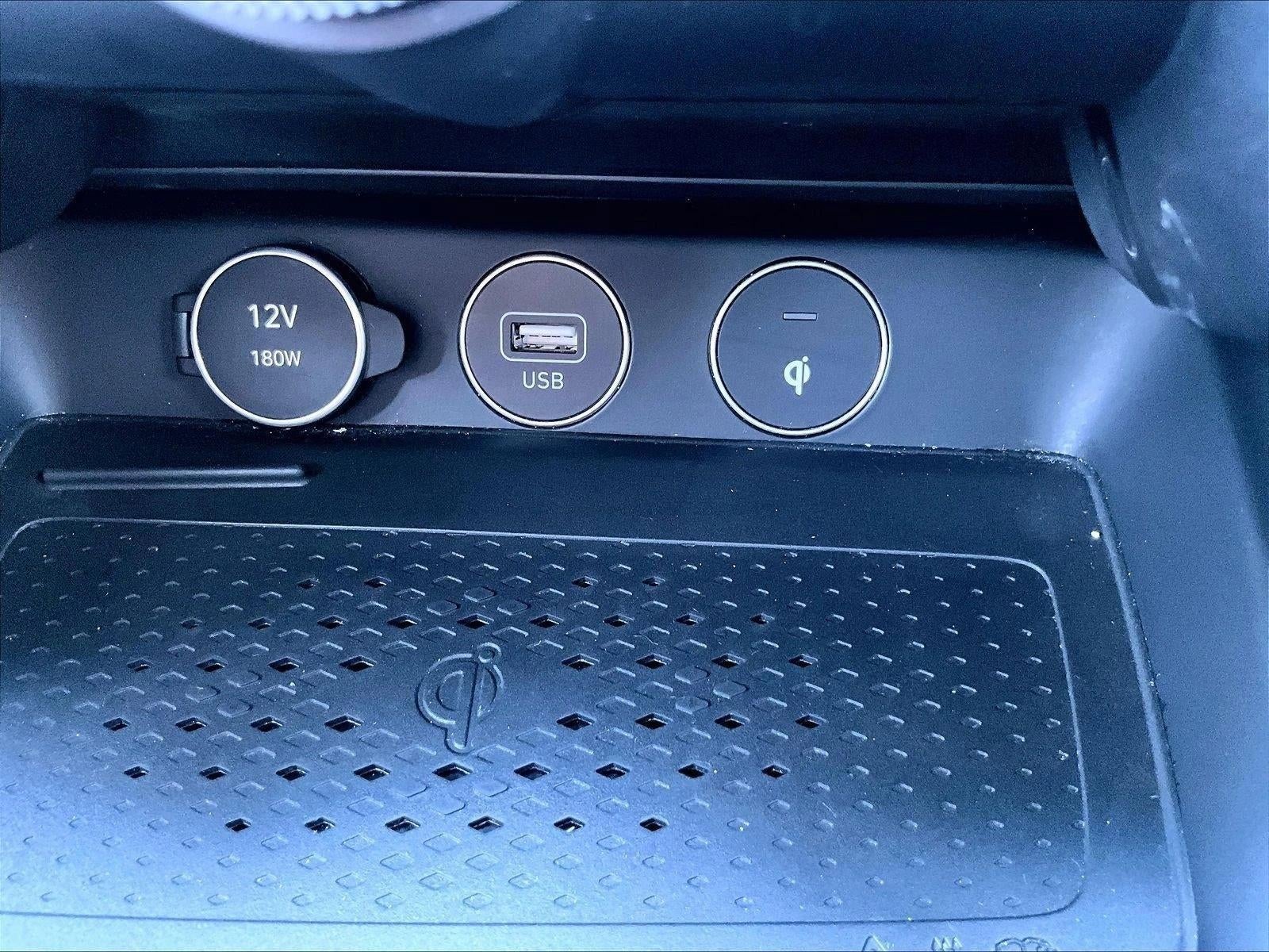 2022 Genesis G70 2.0T
