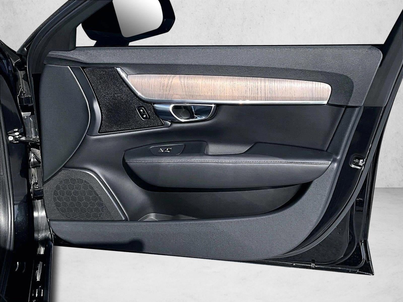 2023 Volvo S90 Plus