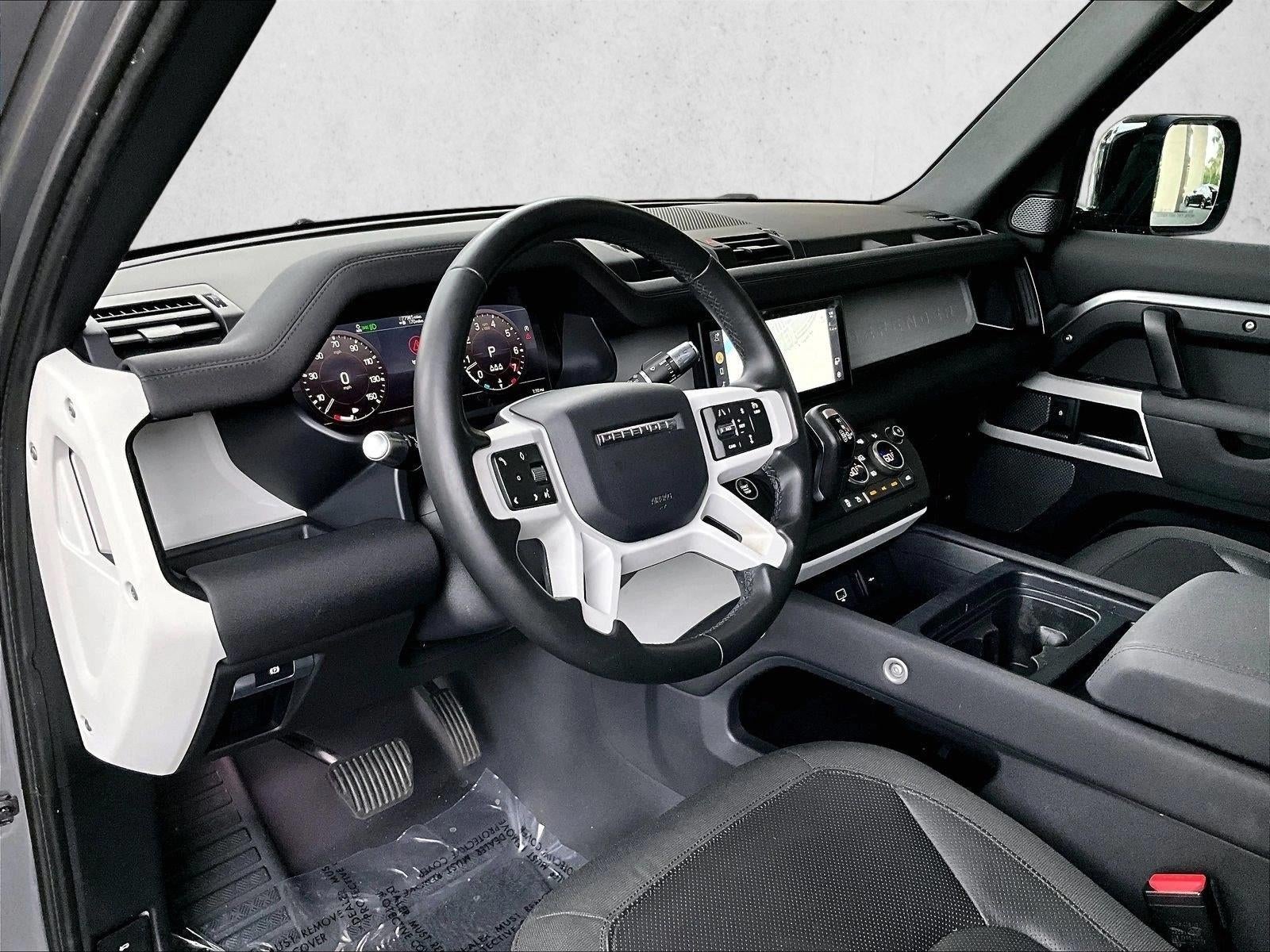 2020 Land Rover Defender SE