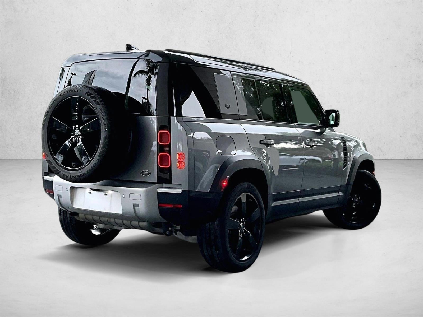 2020 Land Rover Defender SE
