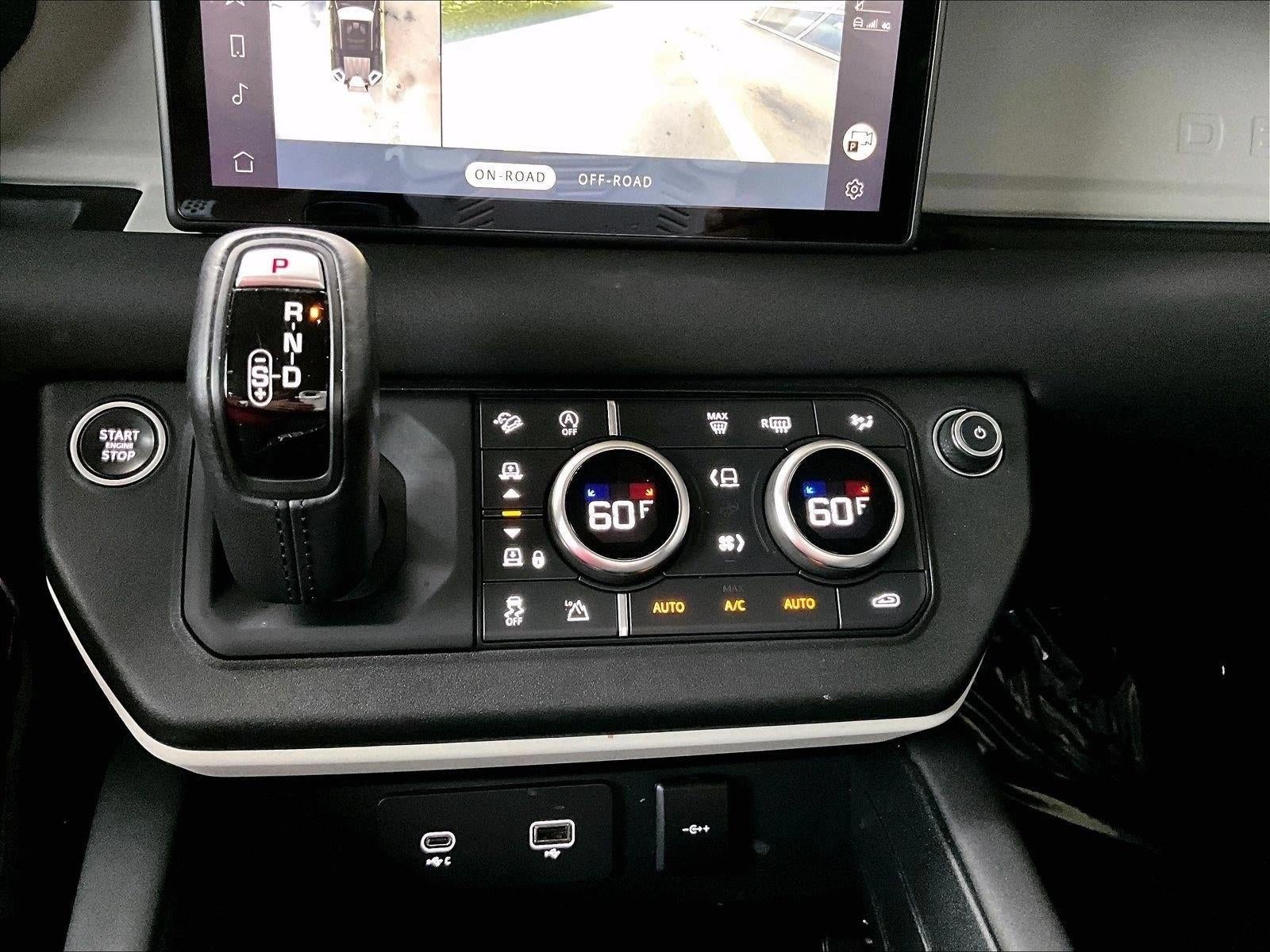 2020 Land Rover Defender SE
