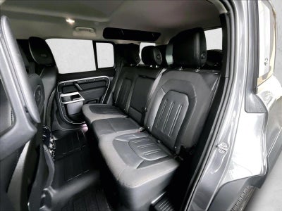 2020 Land Rover Defender SE