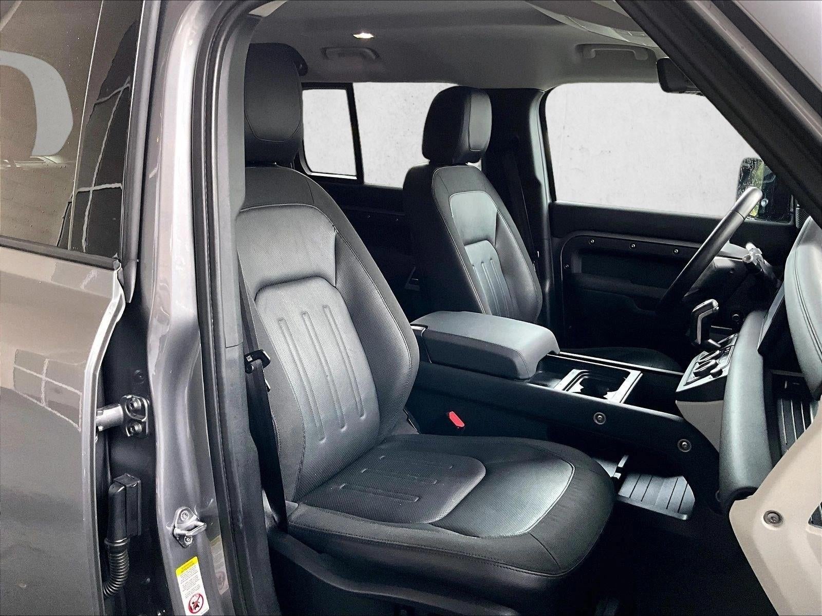 2020 Land Rover Defender SE