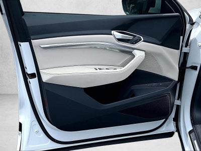 2022 Audi e-tron Premium
