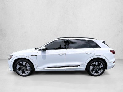 2022 Audi e-tron Premium