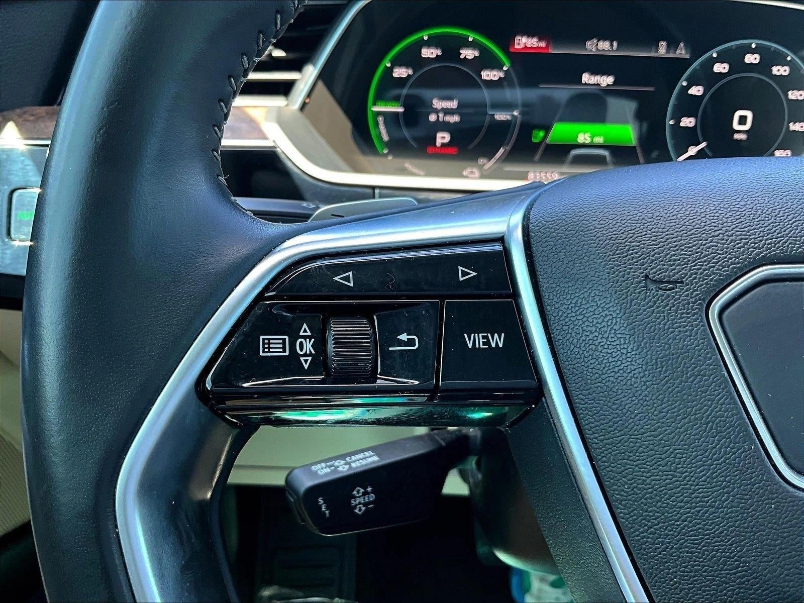 2019 Audi e-tron Premium Plus