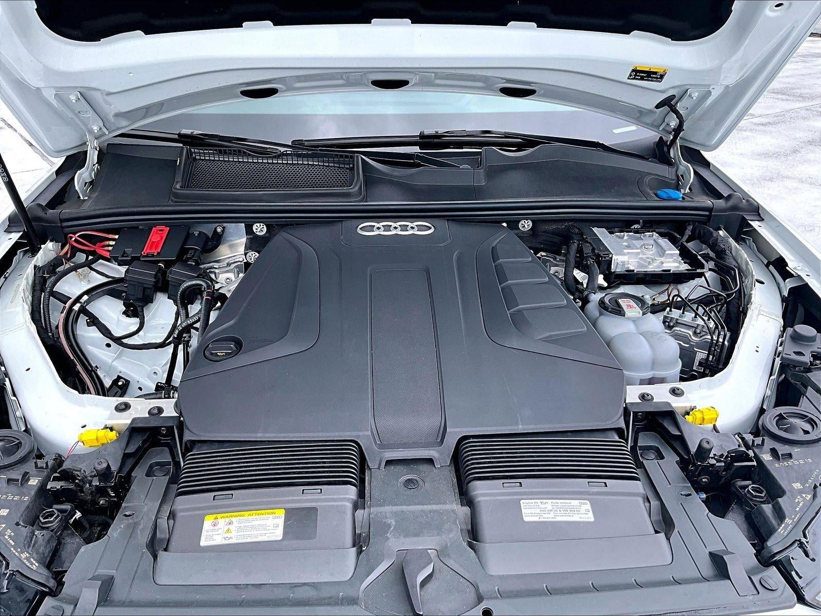 2023 Audi Q7 Premium Plus
