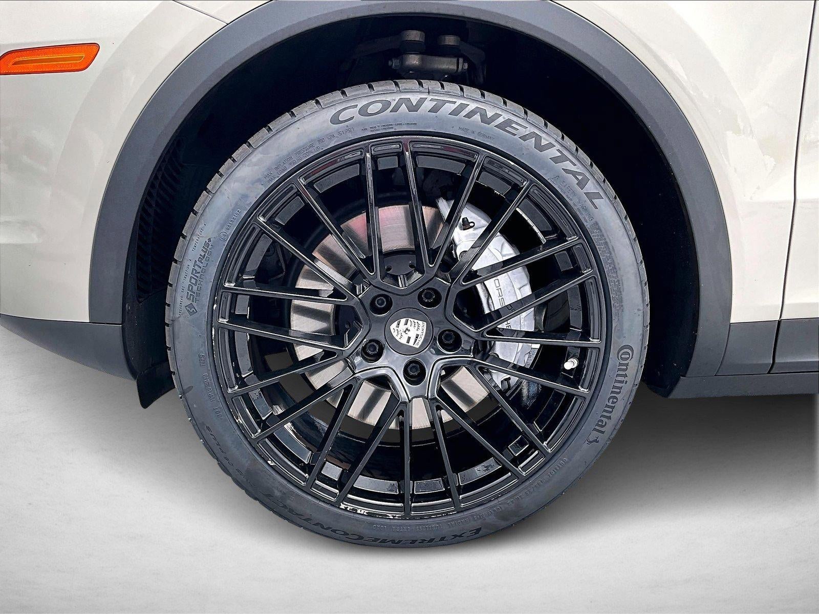 2021 Porsche Cayenne Base