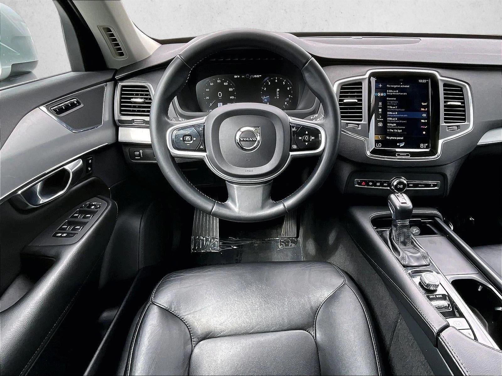 2021 Volvo XC90 Momentum