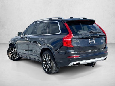 2019 Volvo XC90 Momentum