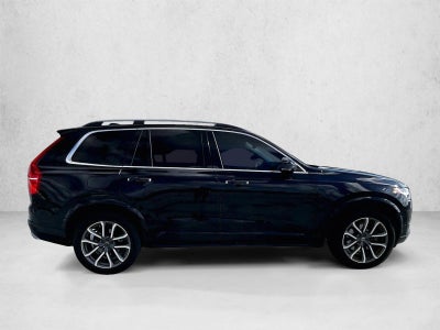 2019 Volvo XC90 Momentum