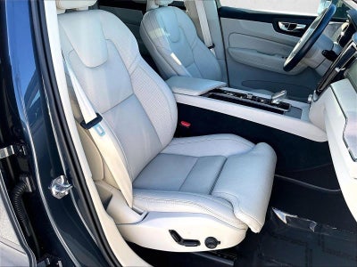 2021 Volvo XC60 Inscription Expression