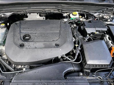 2024 Volvo XC40 Plus Dark Theme