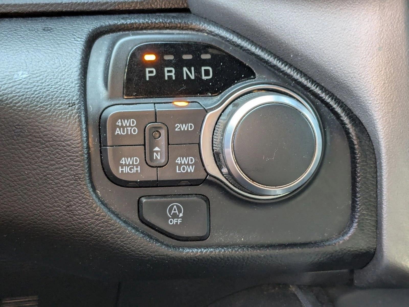 2019 RAM 1500 Big Horn/Lone Star Crew Cab 4x4 5'7" Box