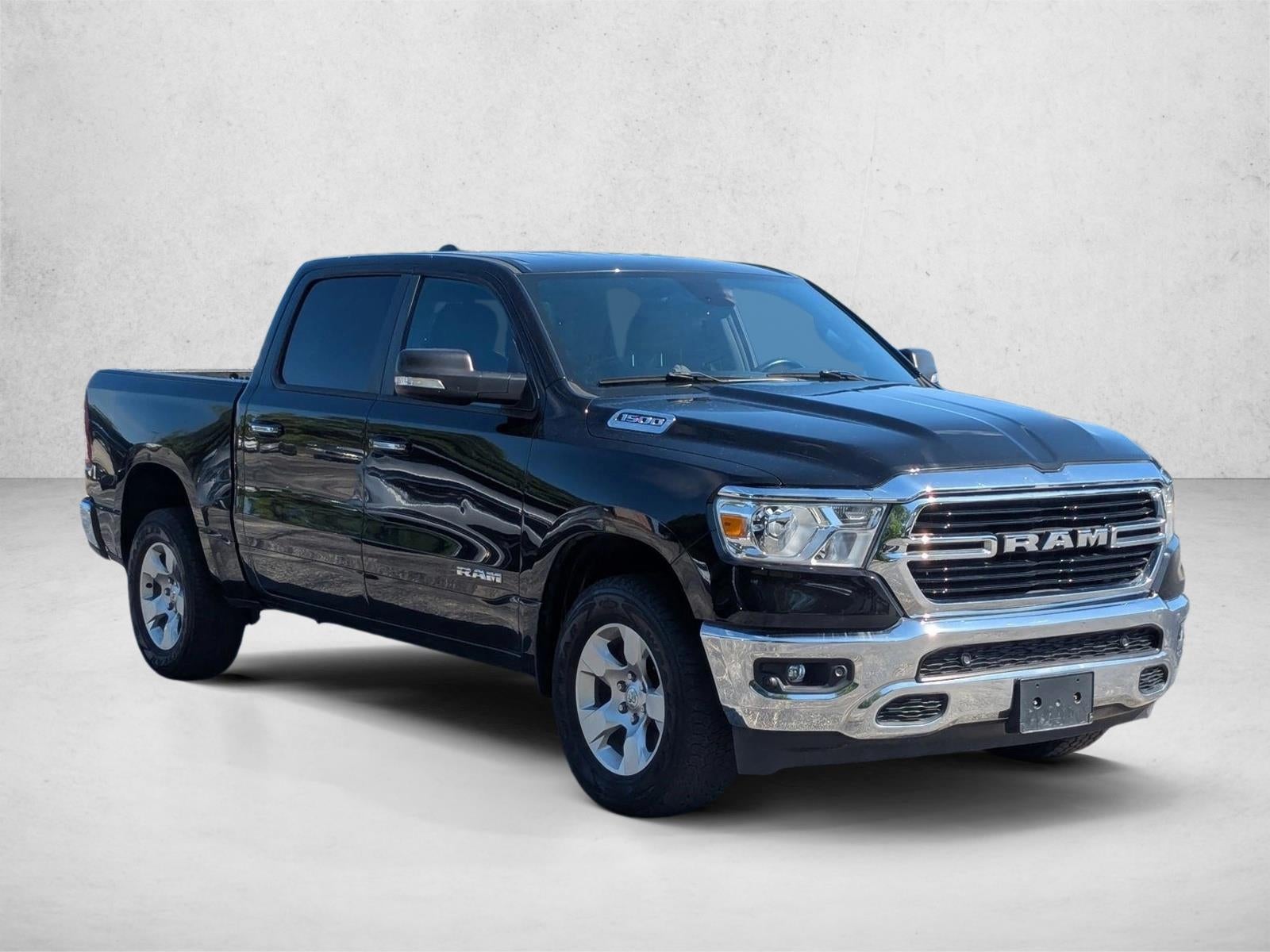 2019 RAM 1500 Big Horn/Lone Star Crew Cab 4x4 5'7" Box
