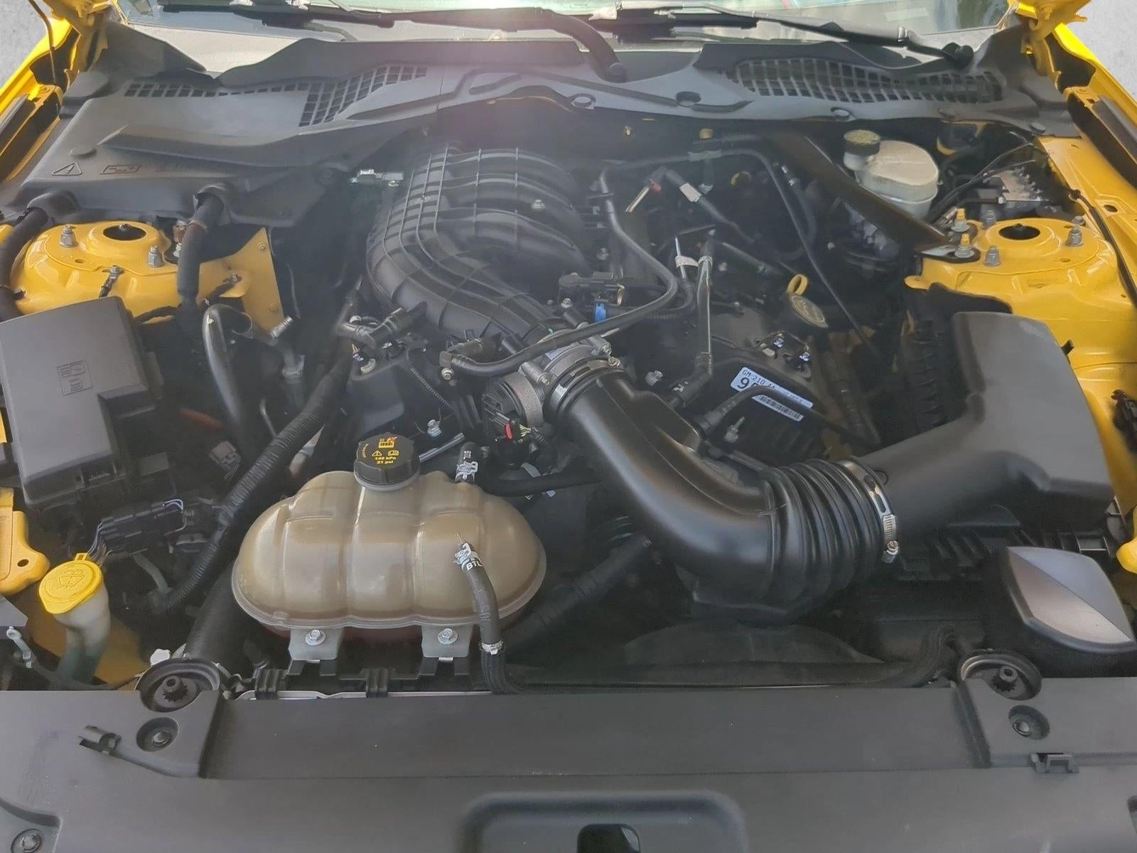 2016 Ford Mustang V6