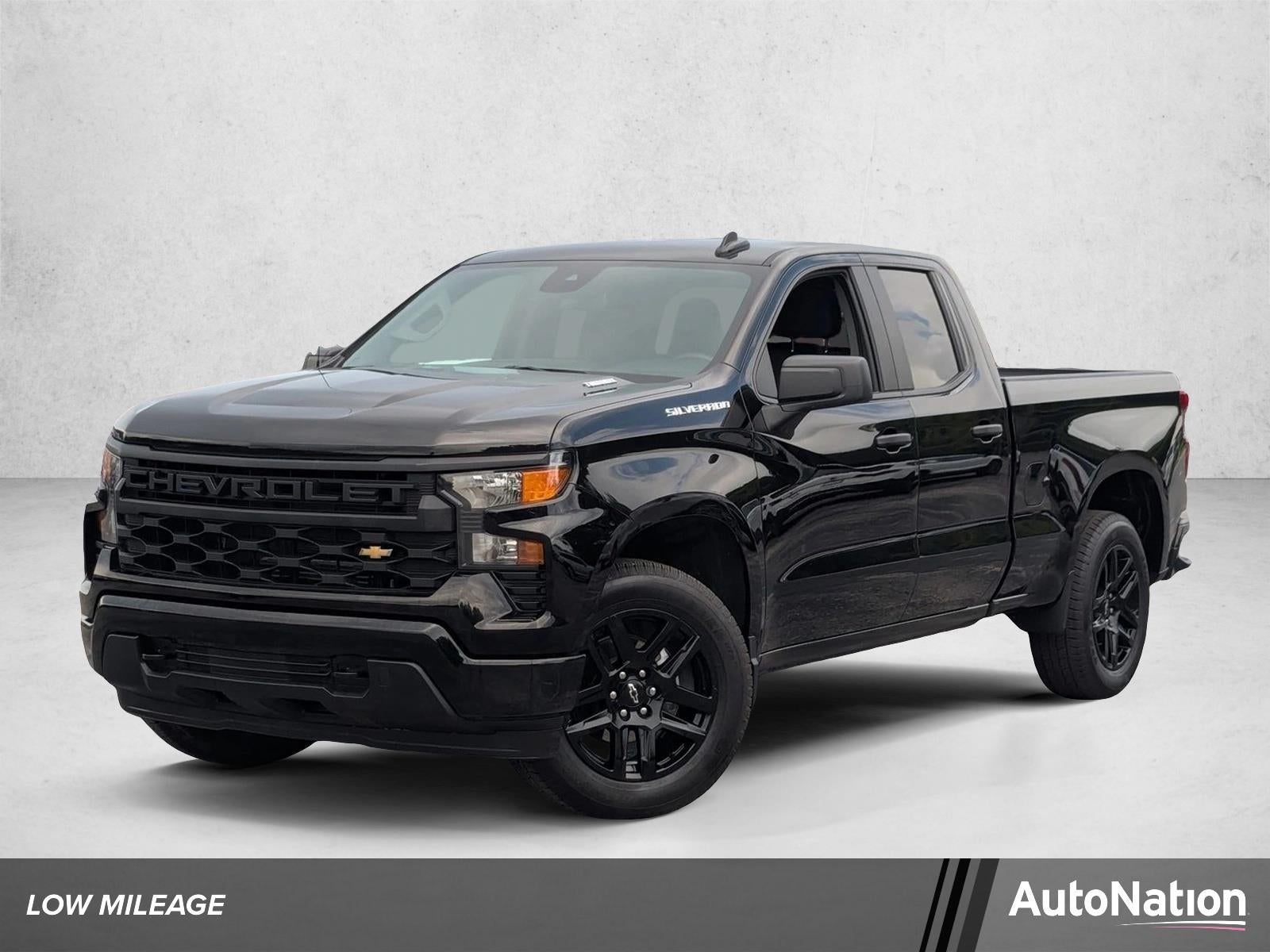 2026 Chevrolet Silverado 1500 Custom Double Cab Std Box's photo