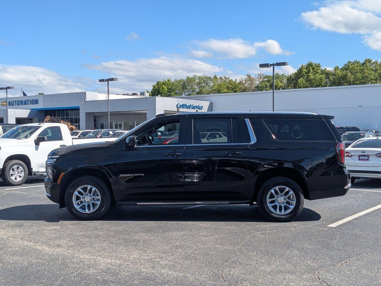 2026 Chevrolet Suburban LS