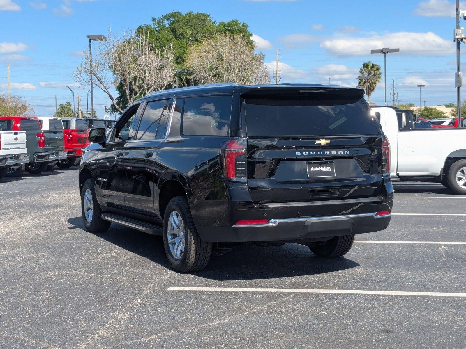 2026 Chevrolet Suburban LS
