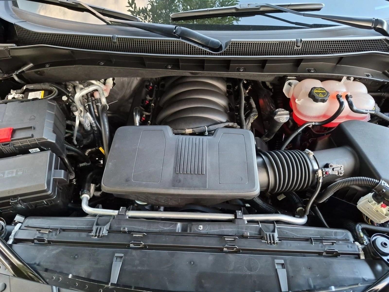 2027 Chevrolet Suburban LS