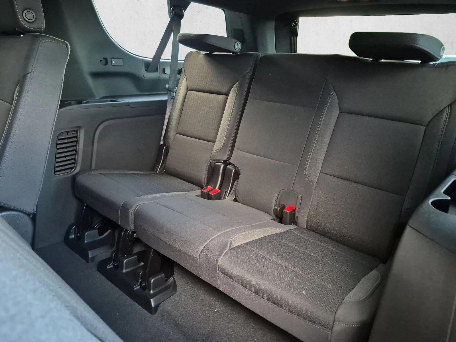 2027 Chevrolet Suburban LS