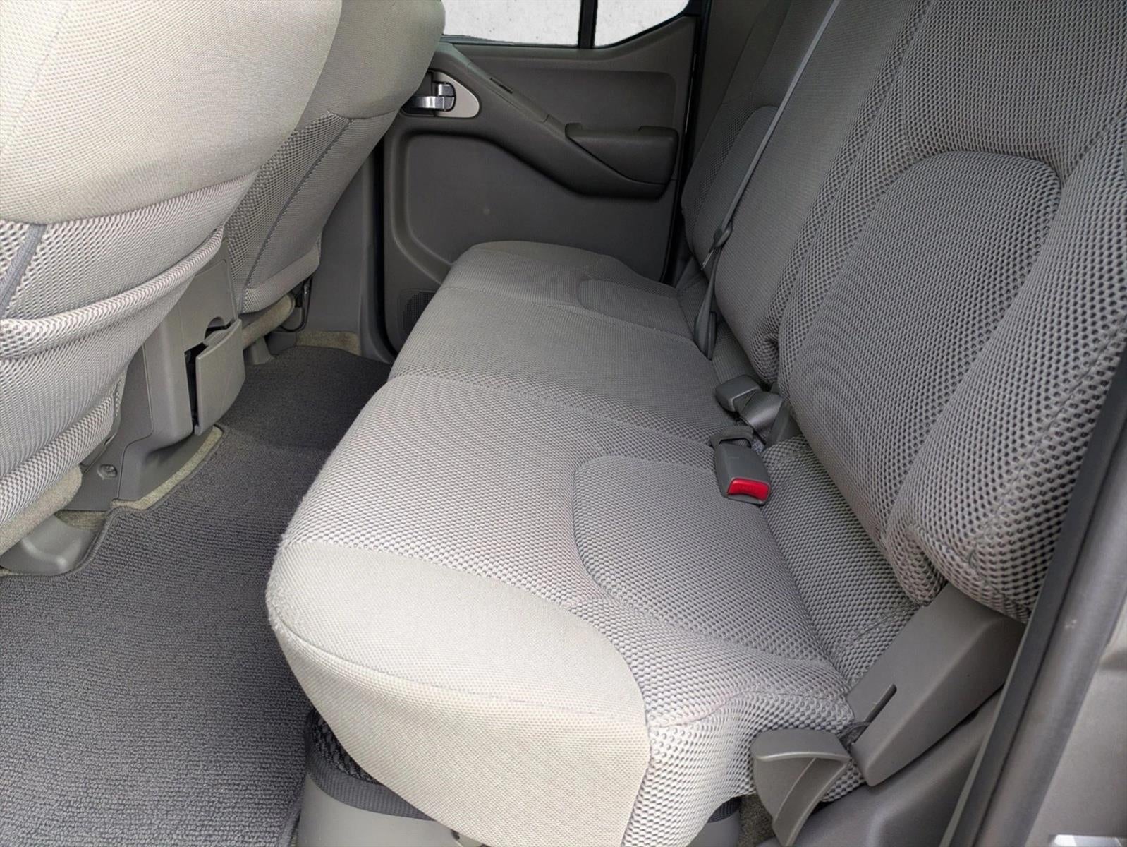 2017 Nissan Frontier SV V6