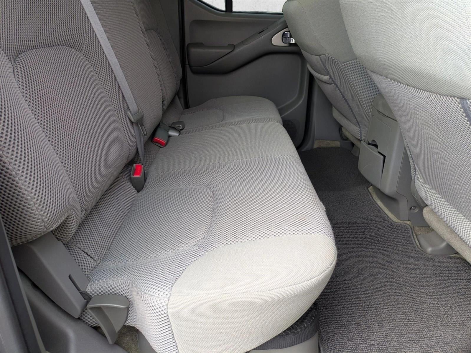 2017 Nissan Frontier SV V6