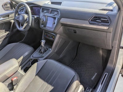 2022 Volkswagen Tiguan SE R-Line Black