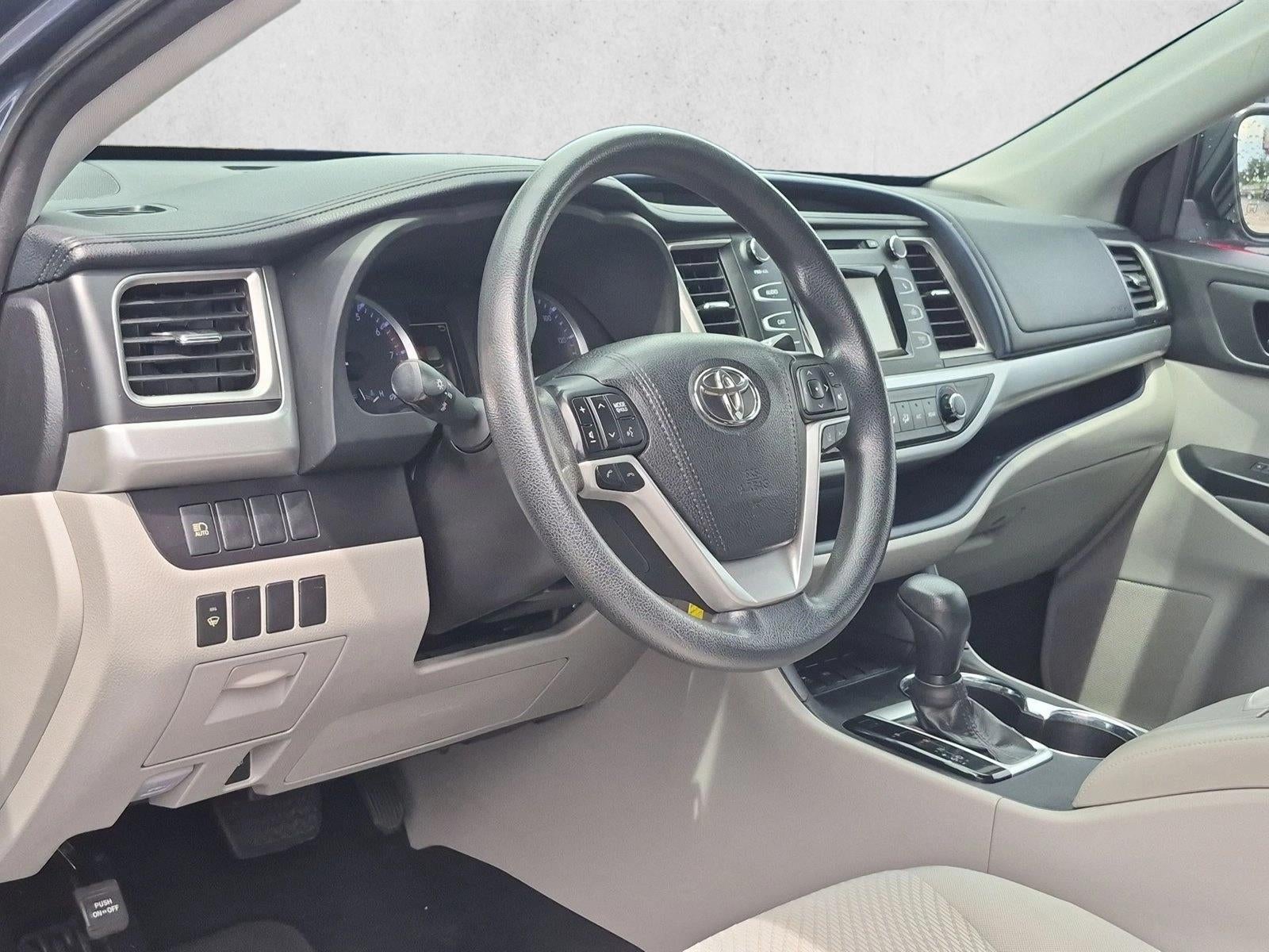 2018 Toyota Highlander LE