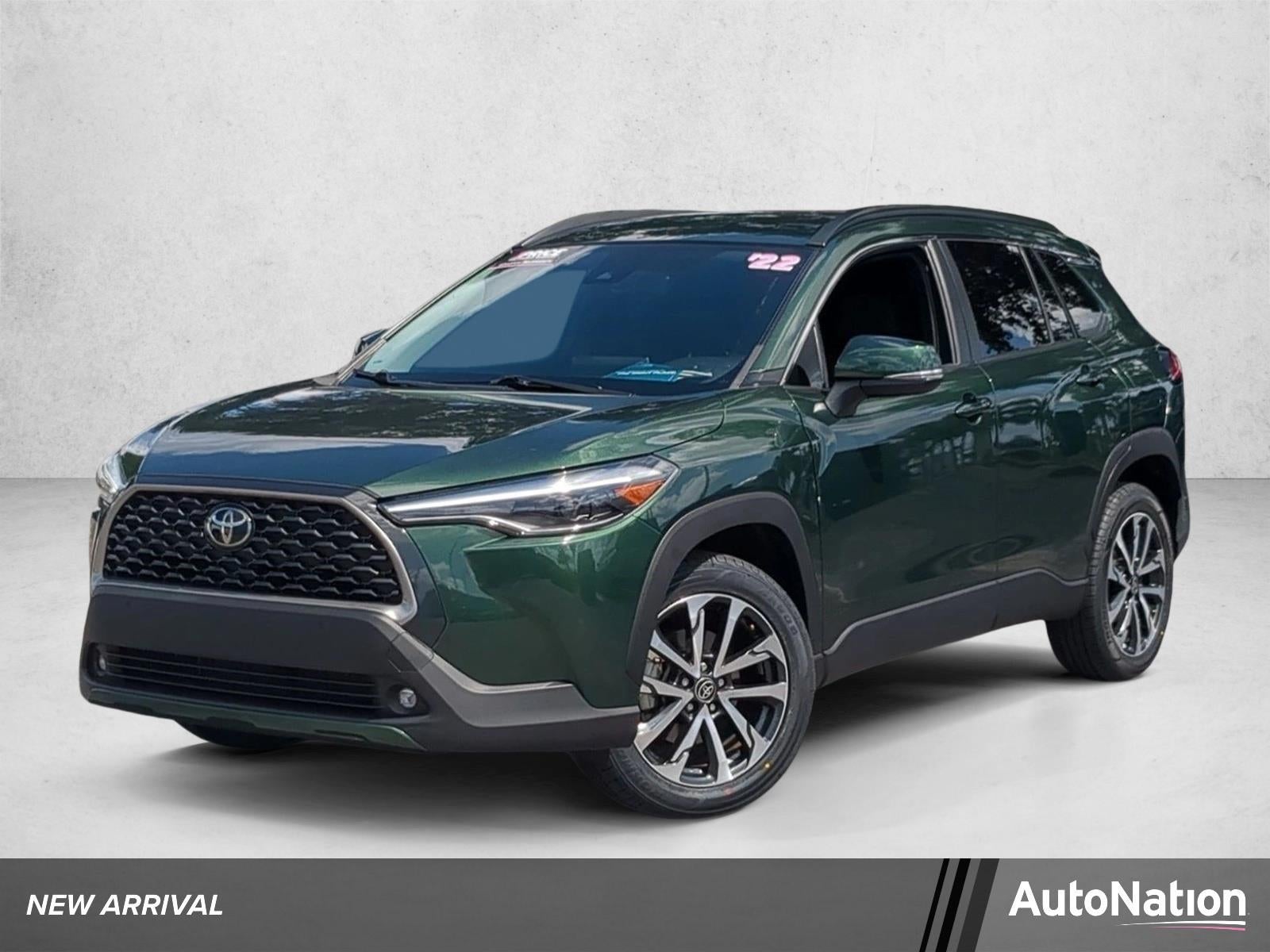 2022 Toyota Corolla Cross XLE FWD's photo