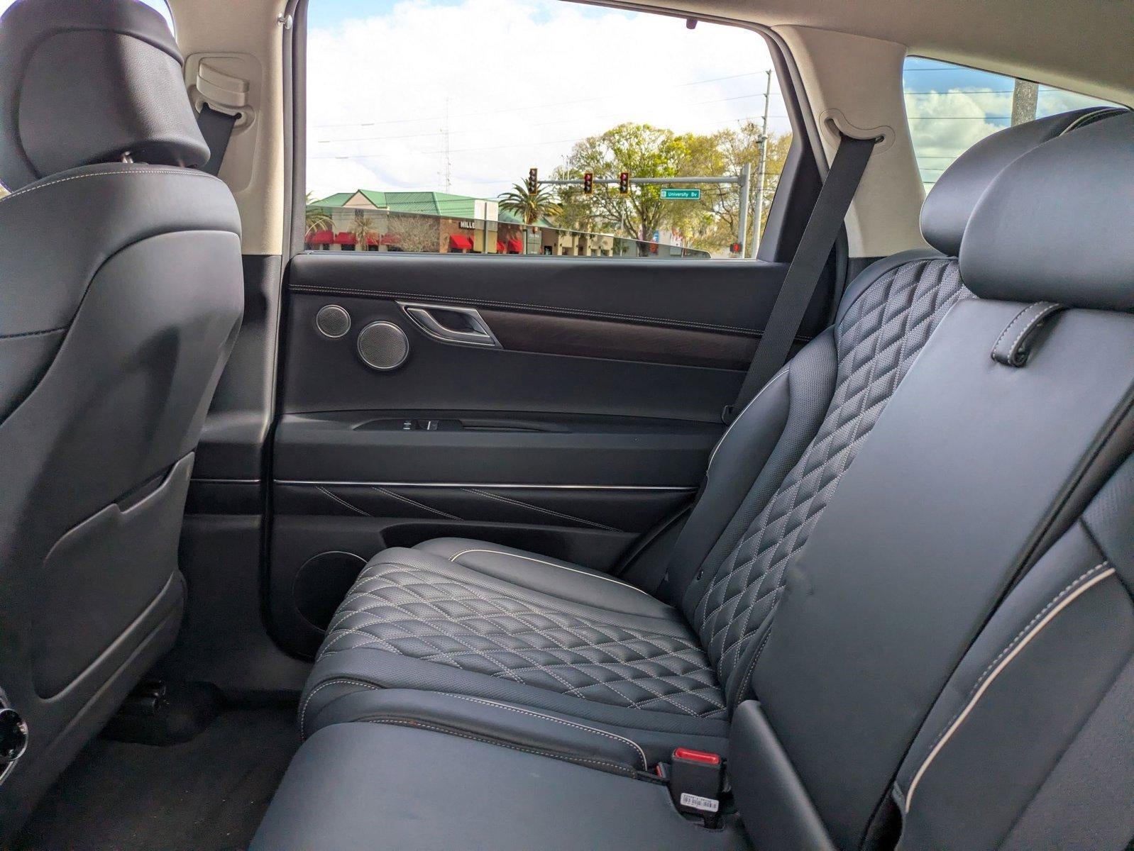 2024 Genesis GV80 Base