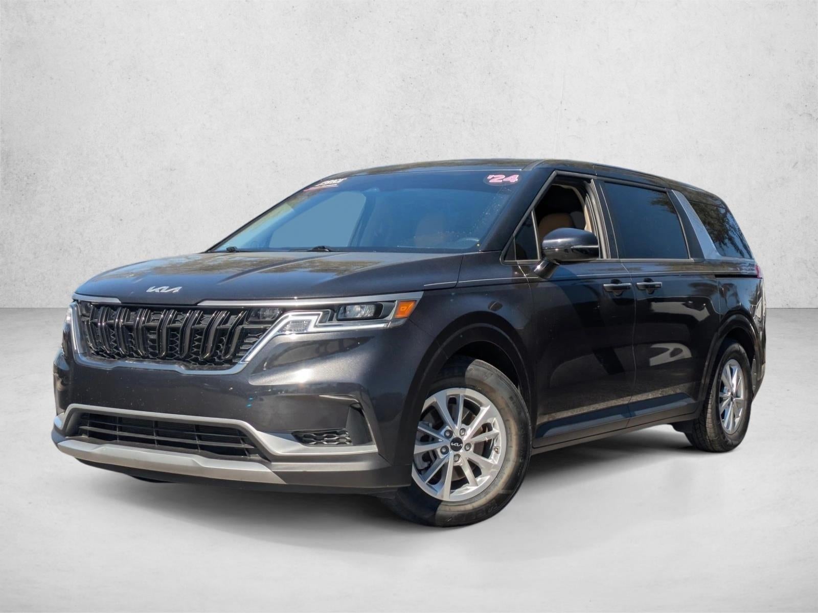 2024 Kia Carnival LX