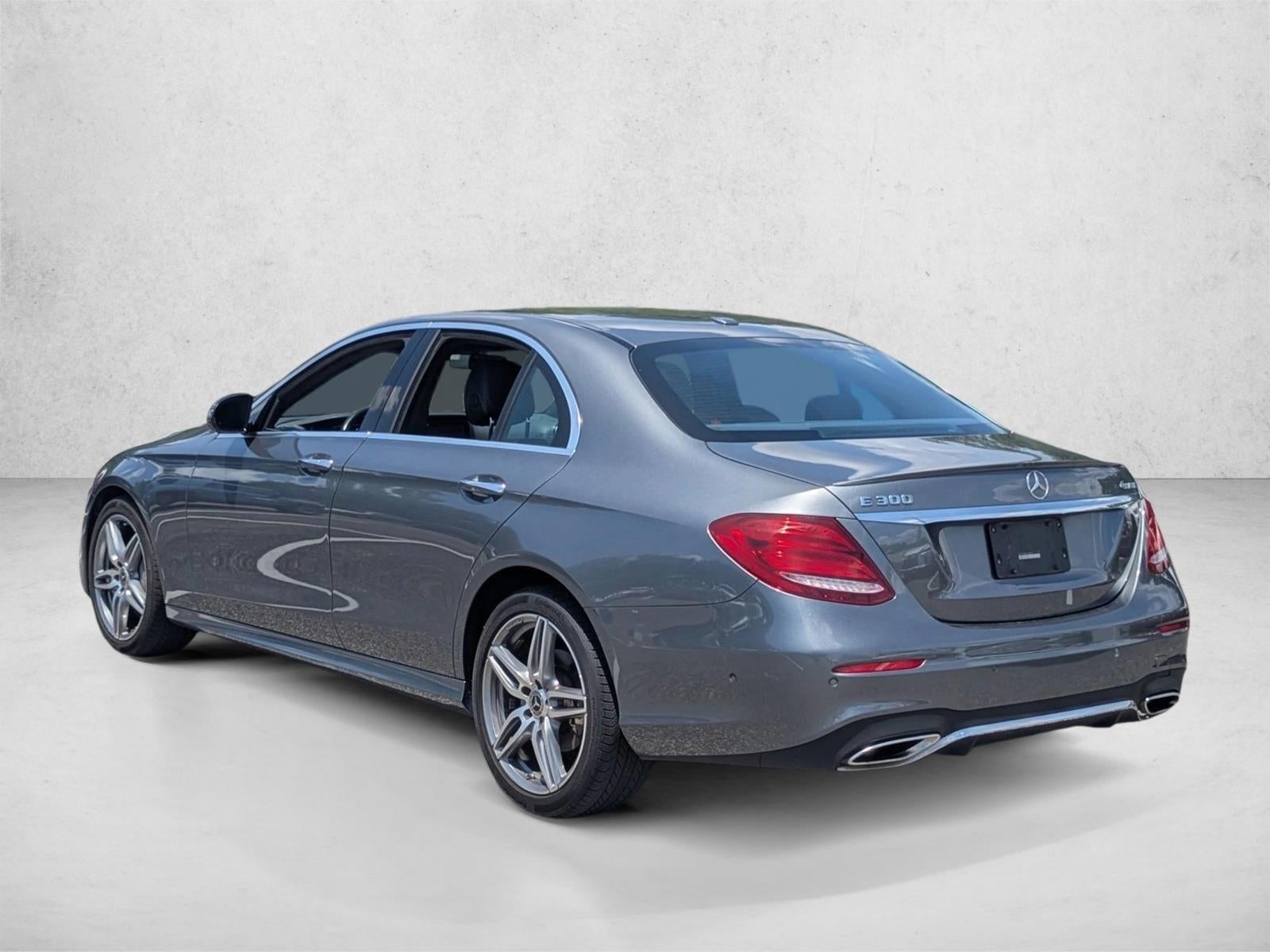 2017 Mercedes-Benz E 300 4MATIC®