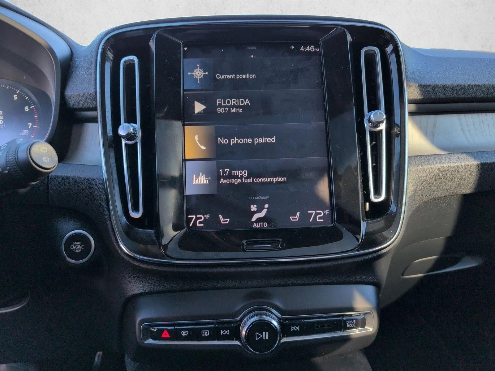 2021 Volvo XC40 Inscription