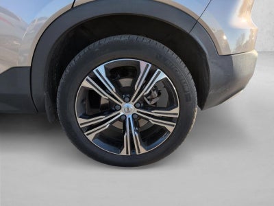 2021 Volvo XC40 Inscription