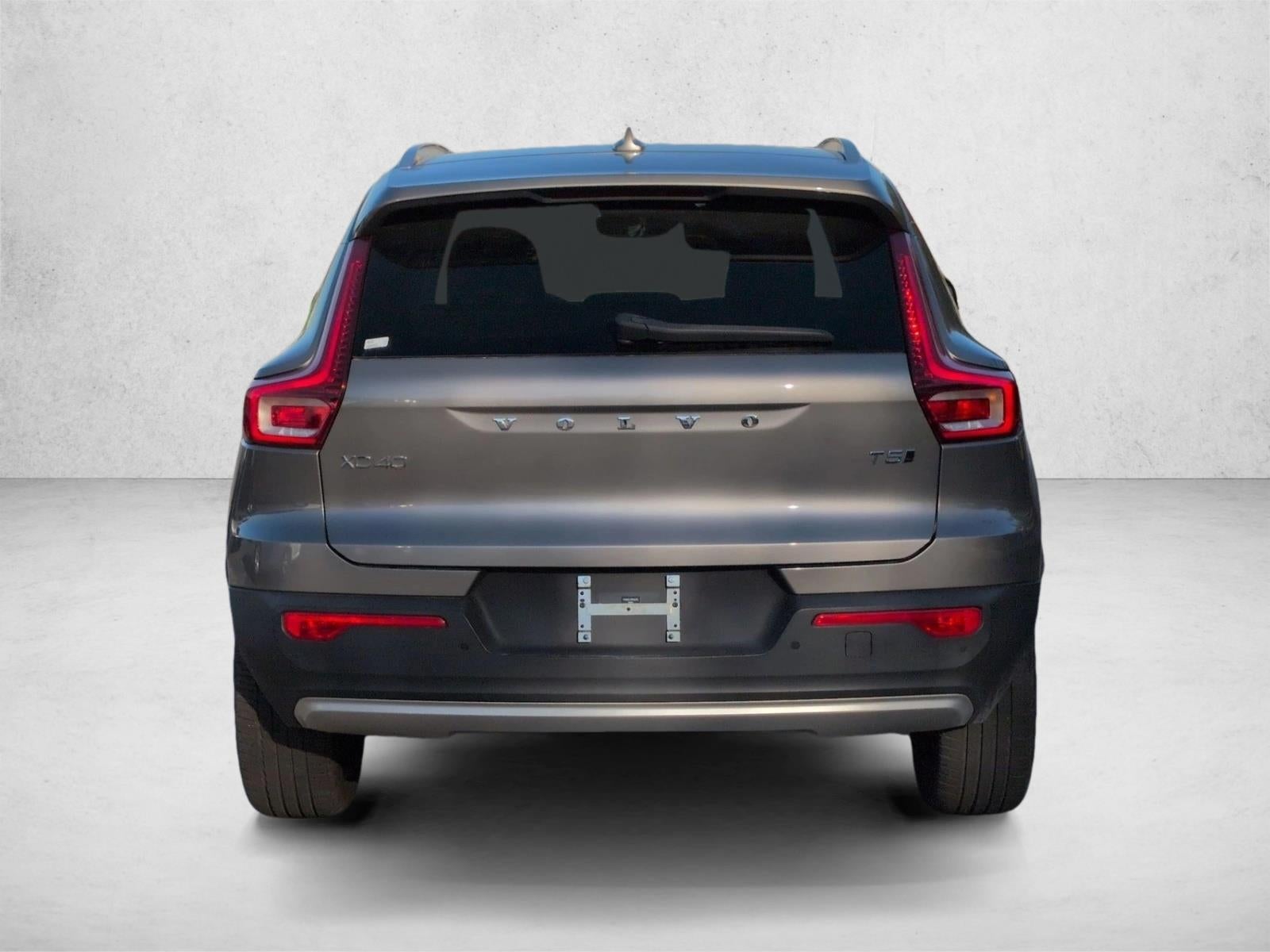 2021 Volvo XC40 Inscription