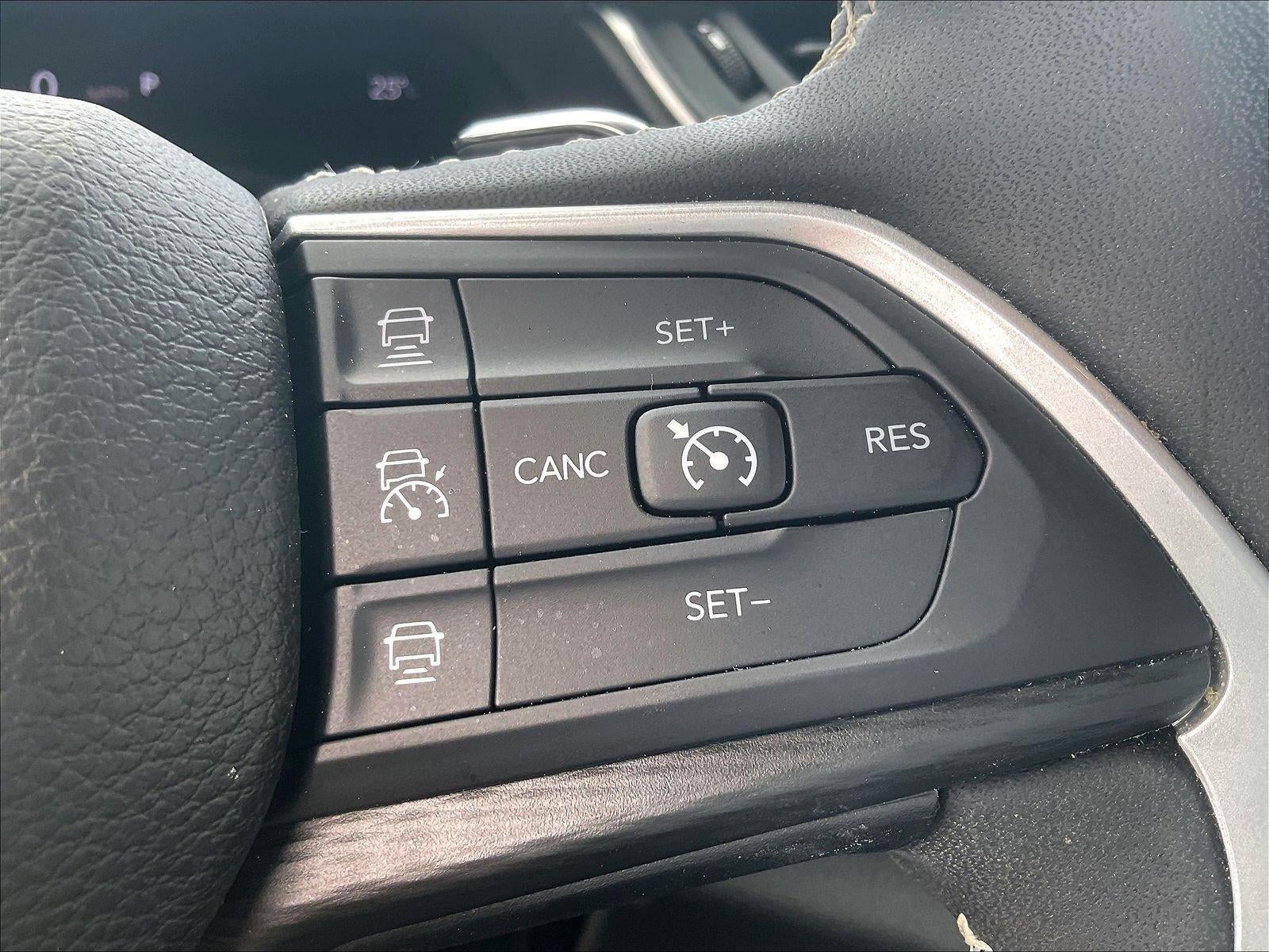 2023 Jeep Grand Cherokee Altitude 4x4