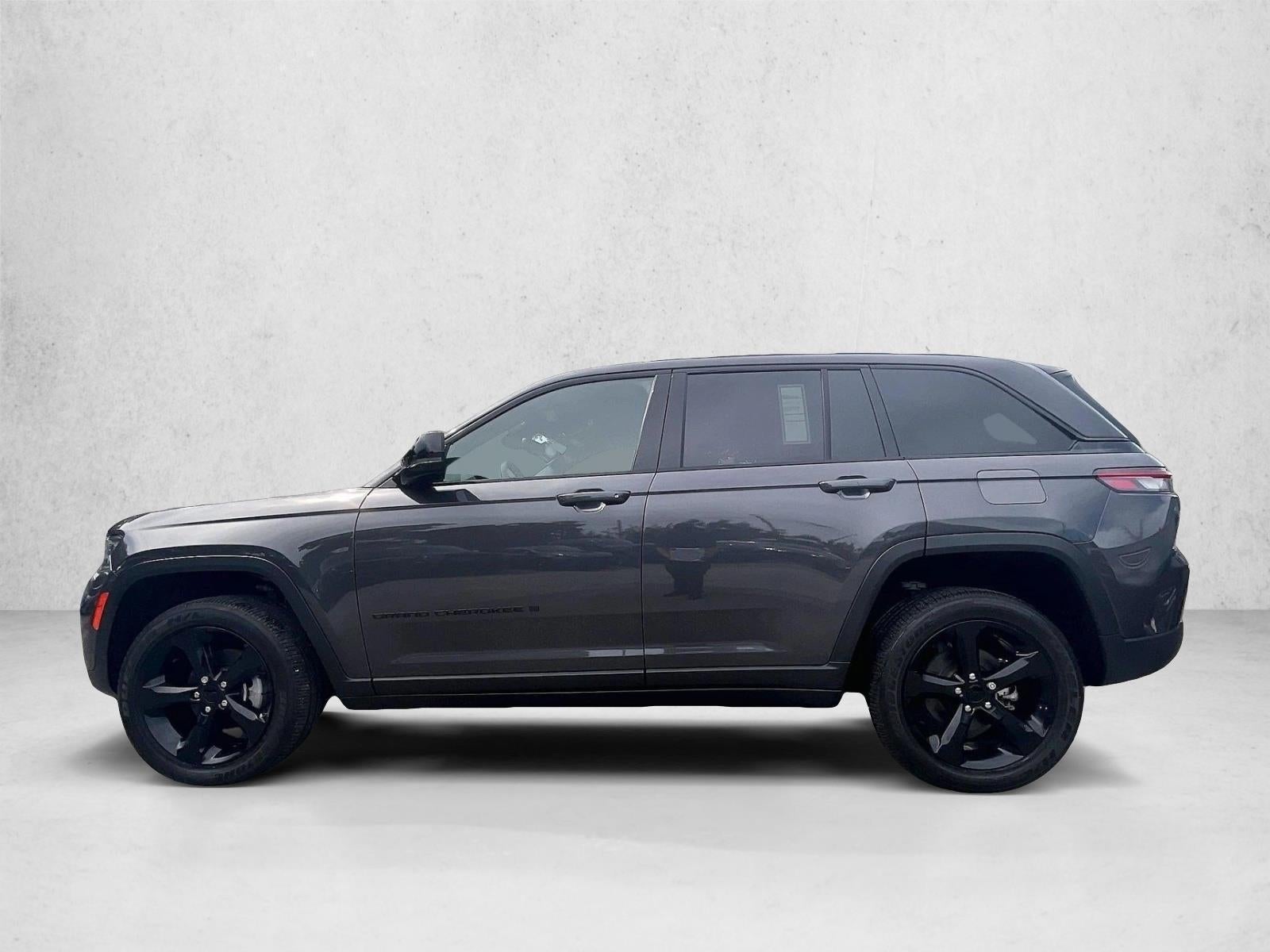 2023 Jeep Grand Cherokee Altitude 4x4