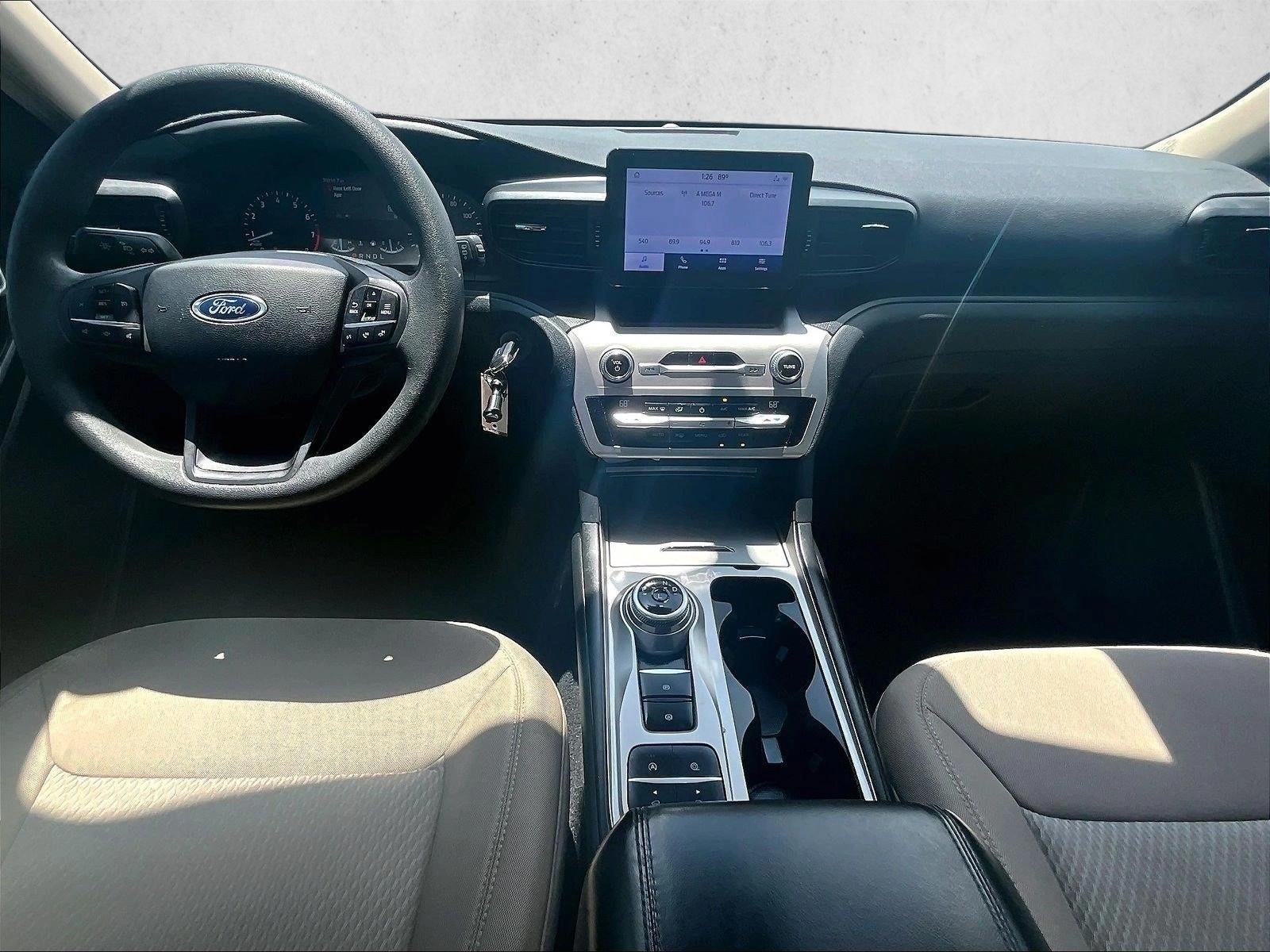 2021 Ford Explorer Base