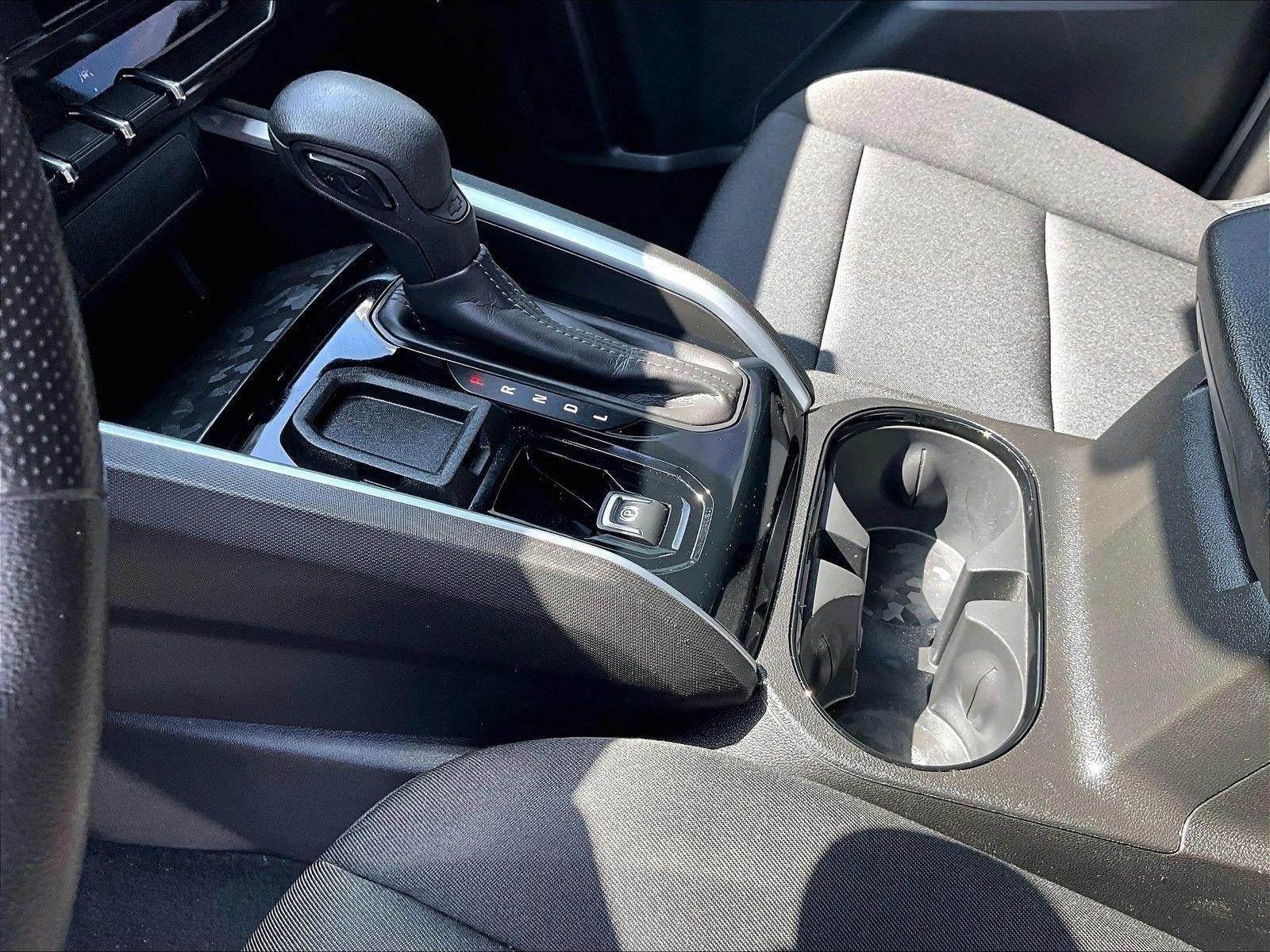 2024 Chevrolet Colorado WT