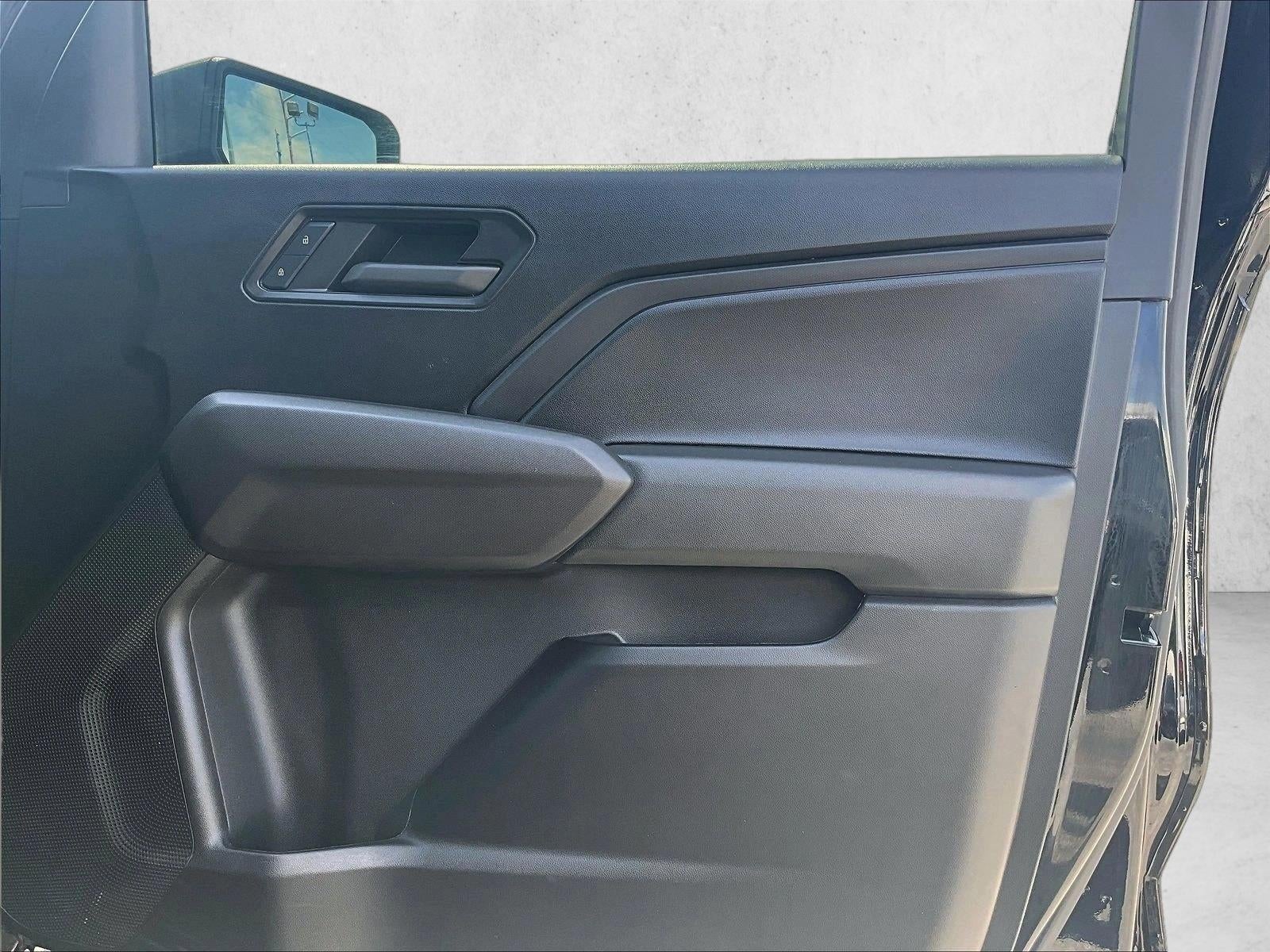 2024 Chevrolet Colorado WT