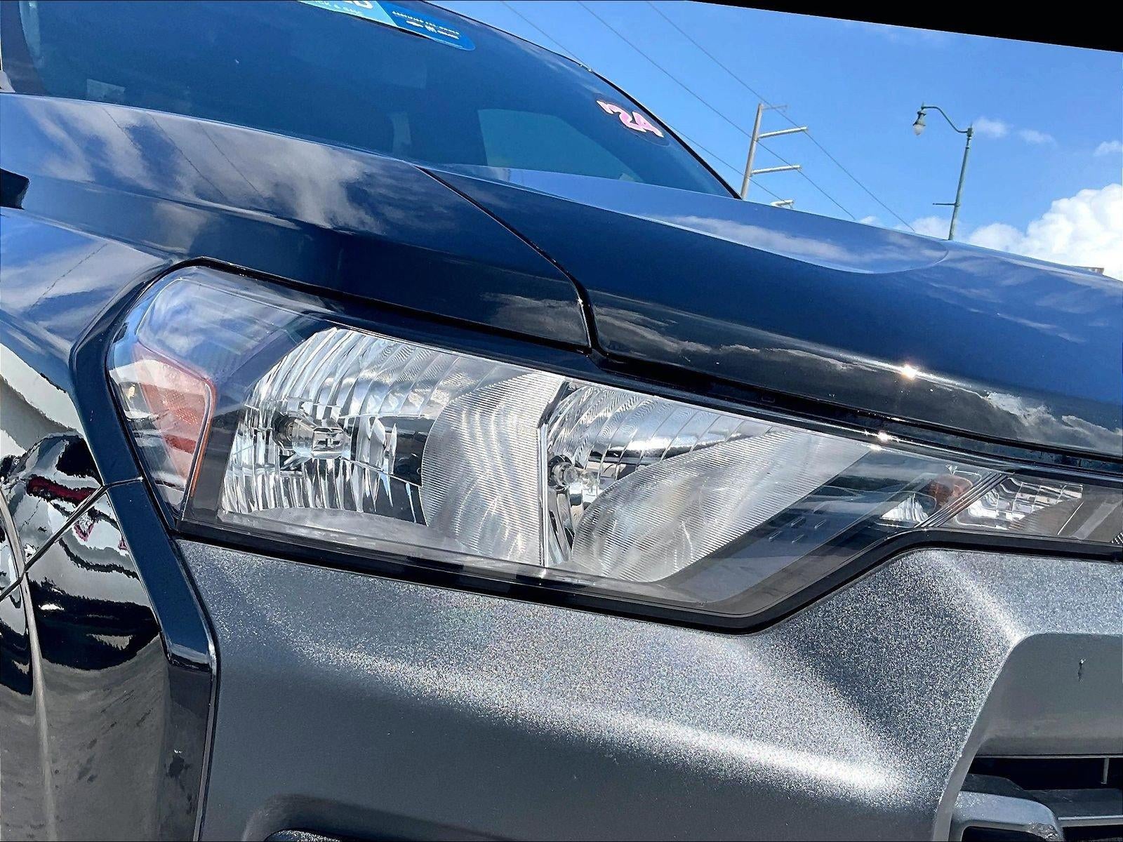 2024 Chevrolet Colorado WT