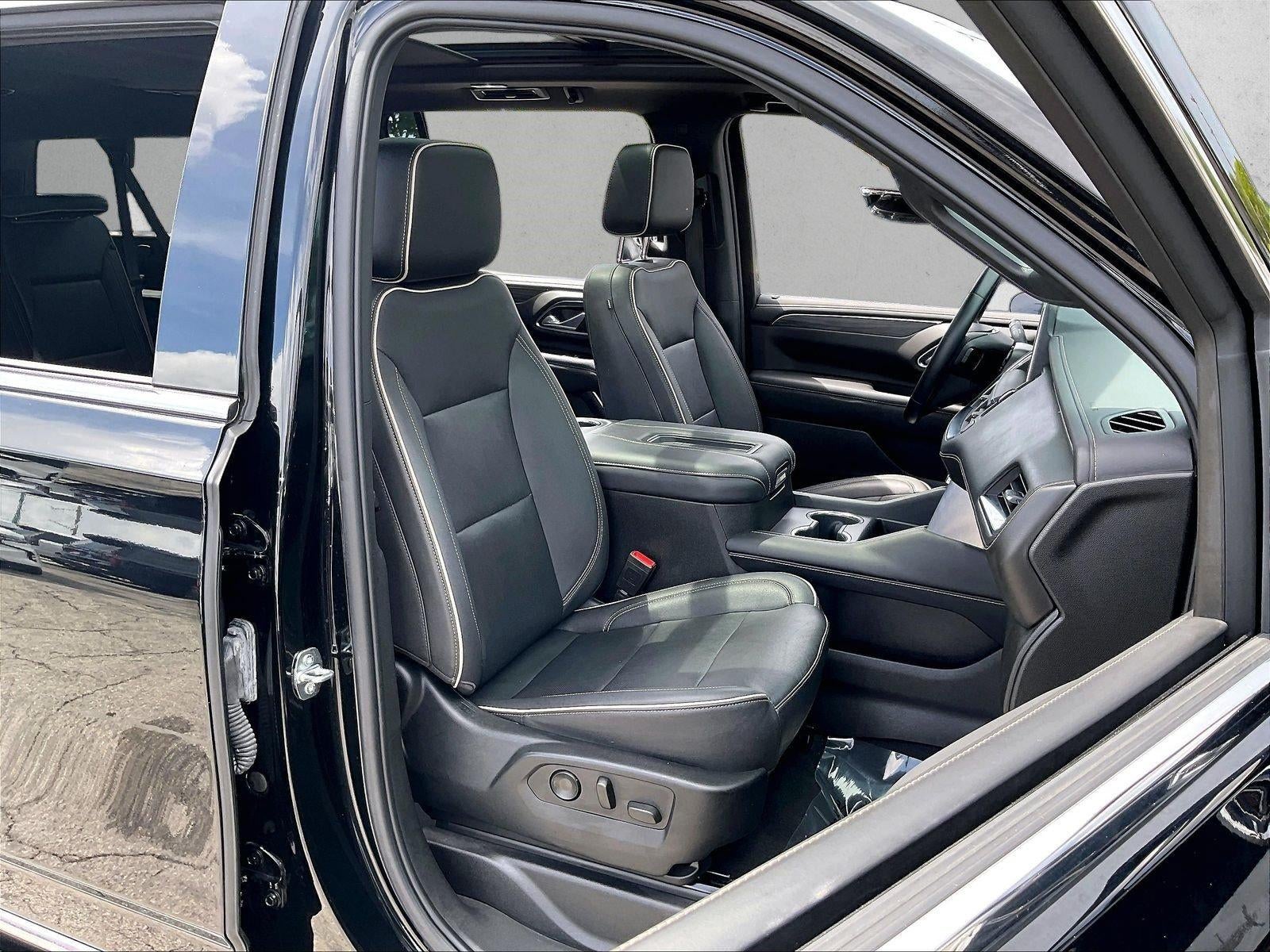 2023 GMC Yukon XL SLT