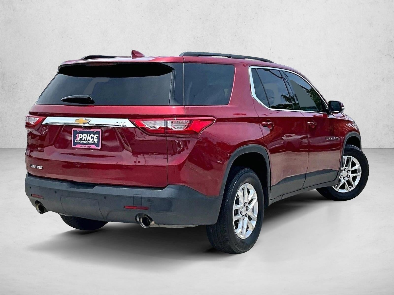 2020 Chevrolet Traverse LT Cloth