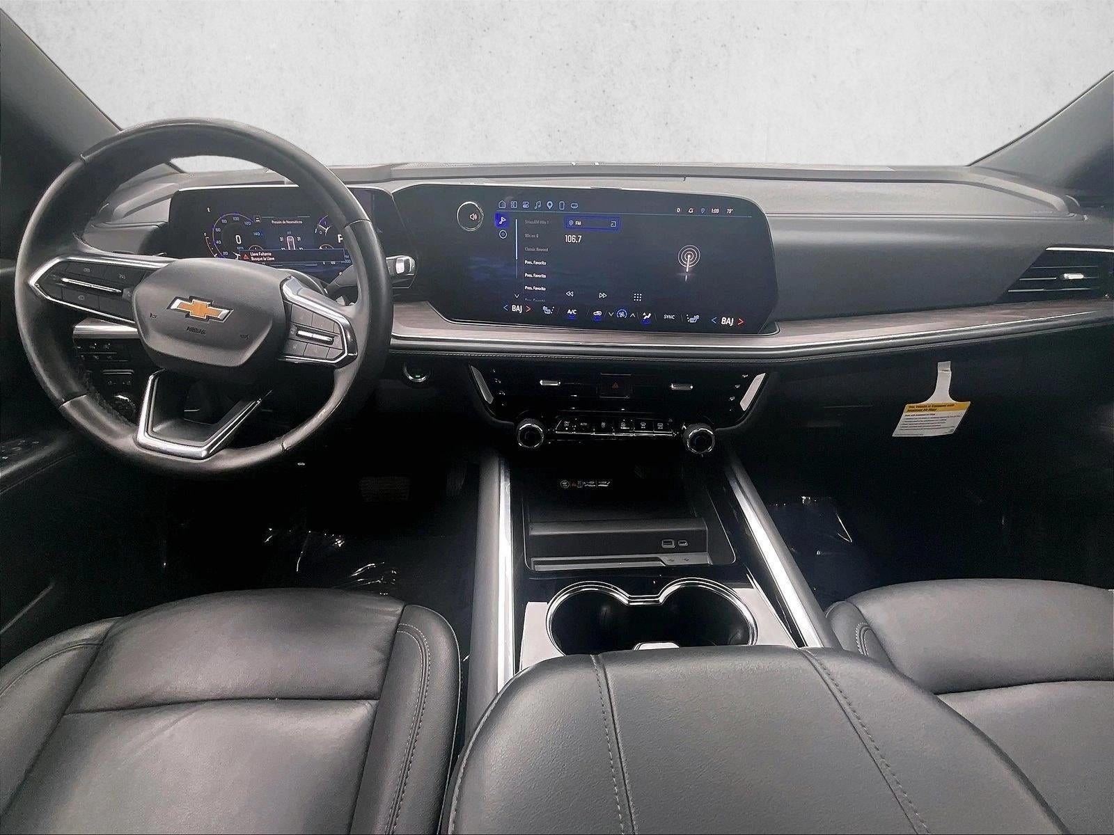 2025 Chevrolet Suburban LT