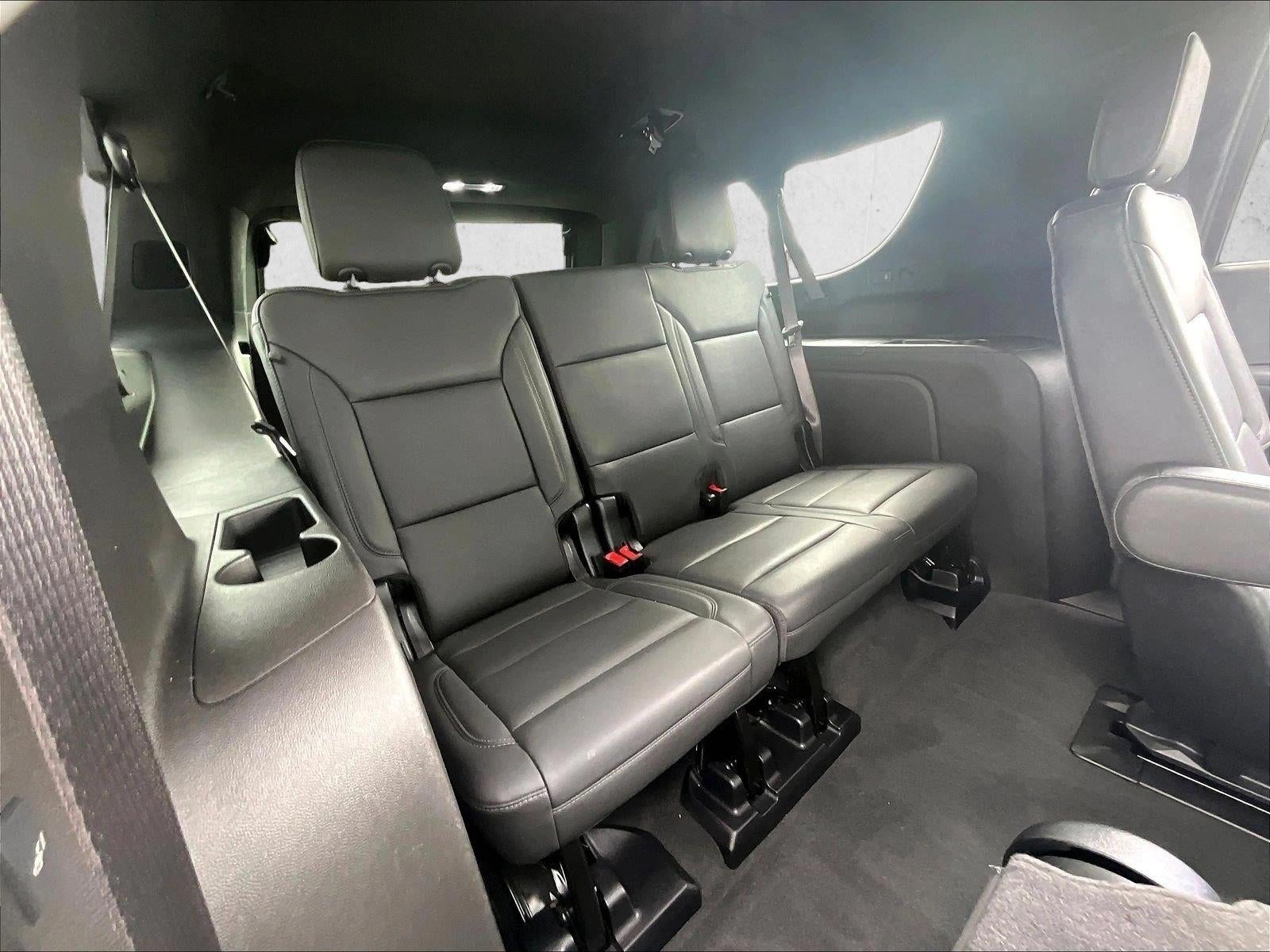 2025 Chevrolet Suburban LT
