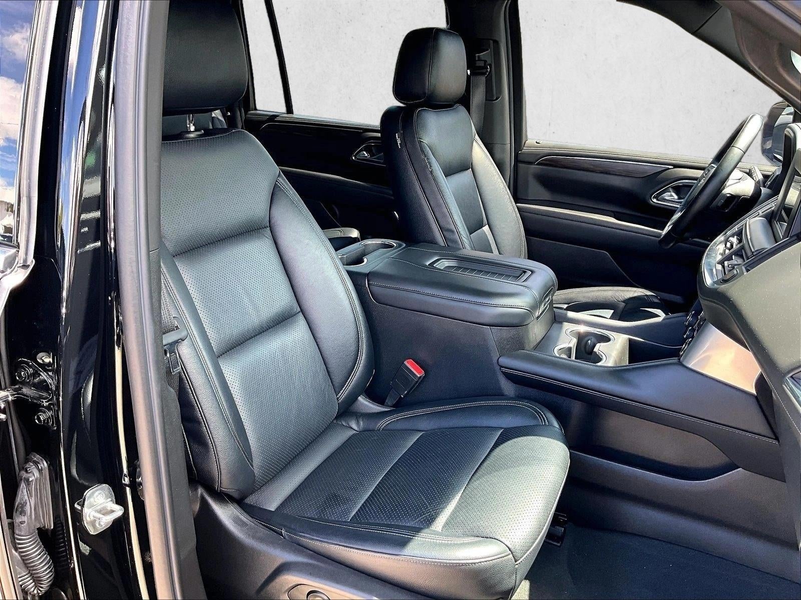 2023 Chevrolet Suburban LS