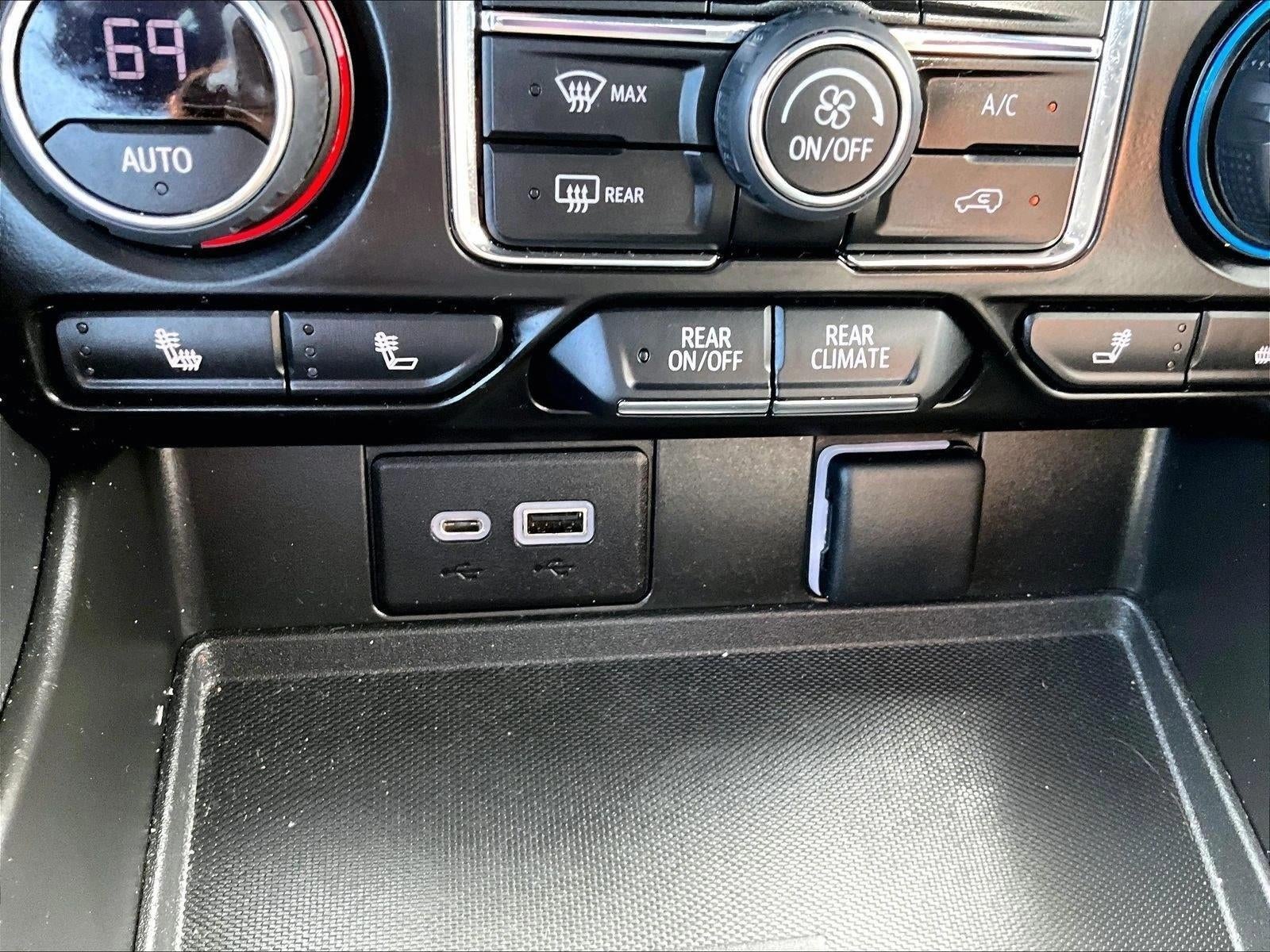 2022 Chevrolet Tahoe RST